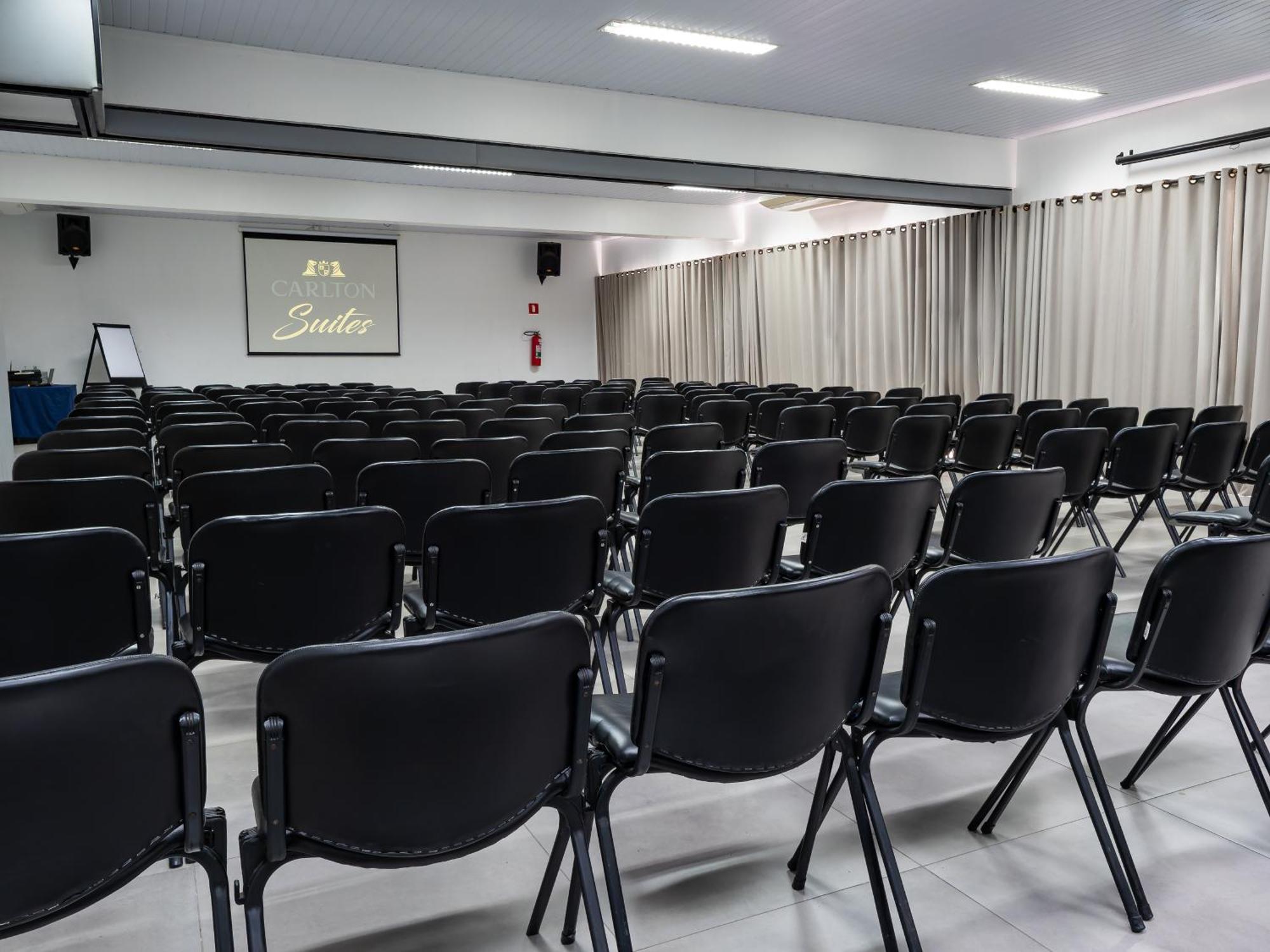 Carlton Suites Limeira Extérieur photo